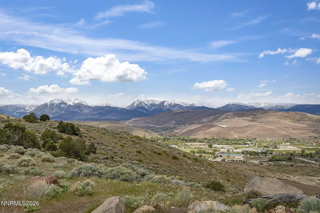 17300 Majestic View Reno NV 89521