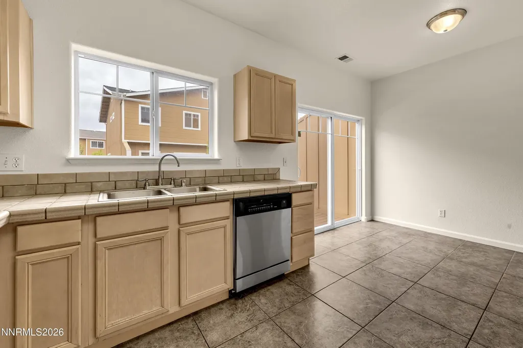 335 Dawson Jacob Reno NV 89503