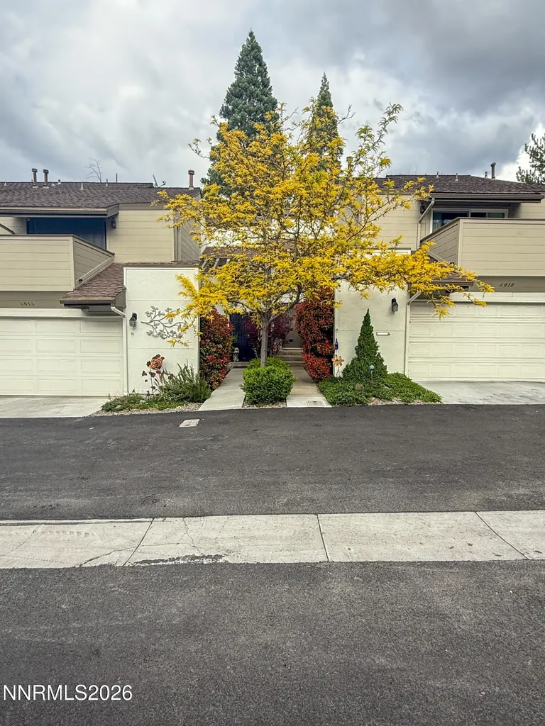 4011 Bluegrass Reno NV 89509