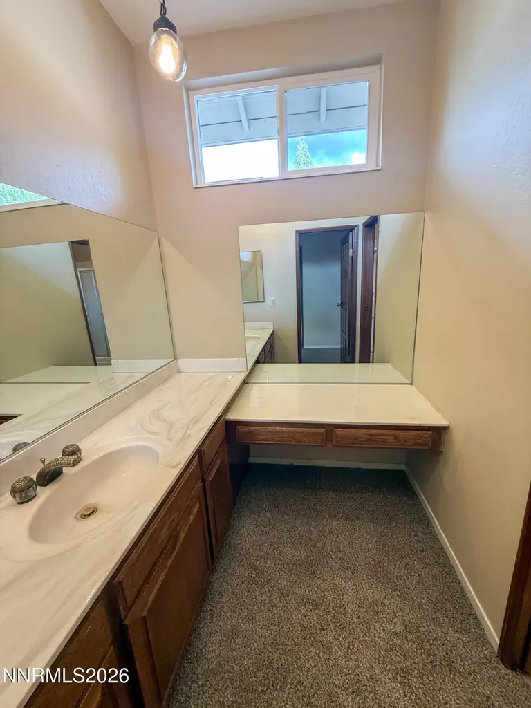 4011 Bluegrass Reno NV 89509