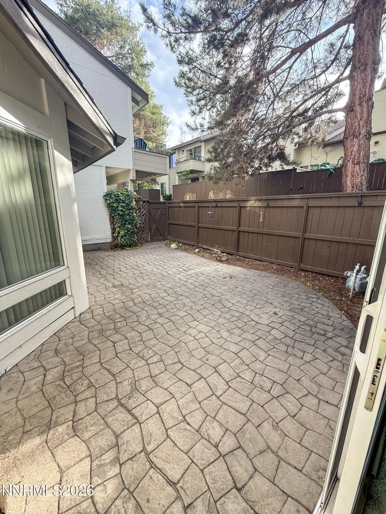 4011 Bluegrass Reno NV 89509