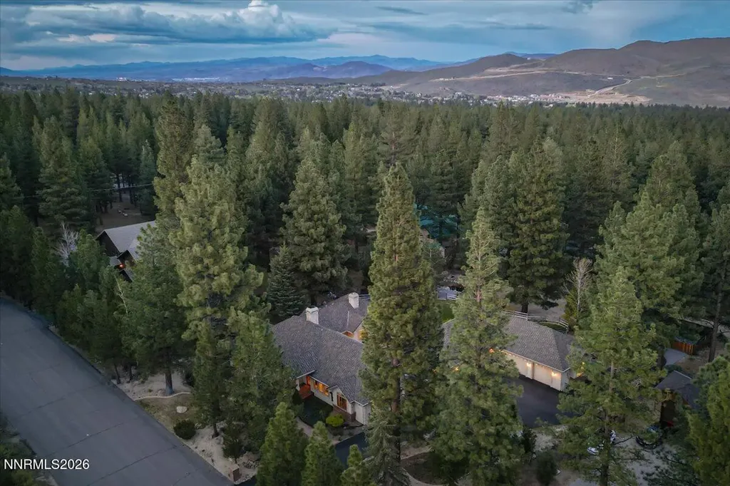16470 Snow Flower Reno NV 89511
