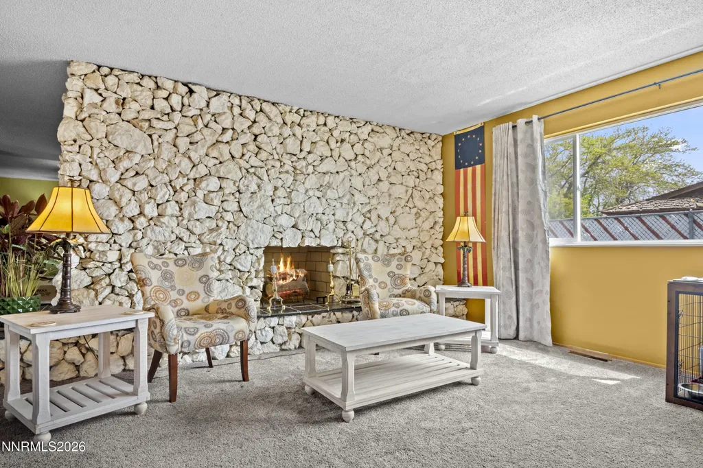 804 K Hawthorne NV 89415