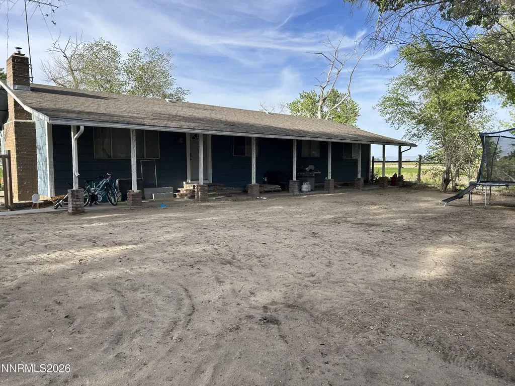 2540 Lone Tree Fallon NV 89406