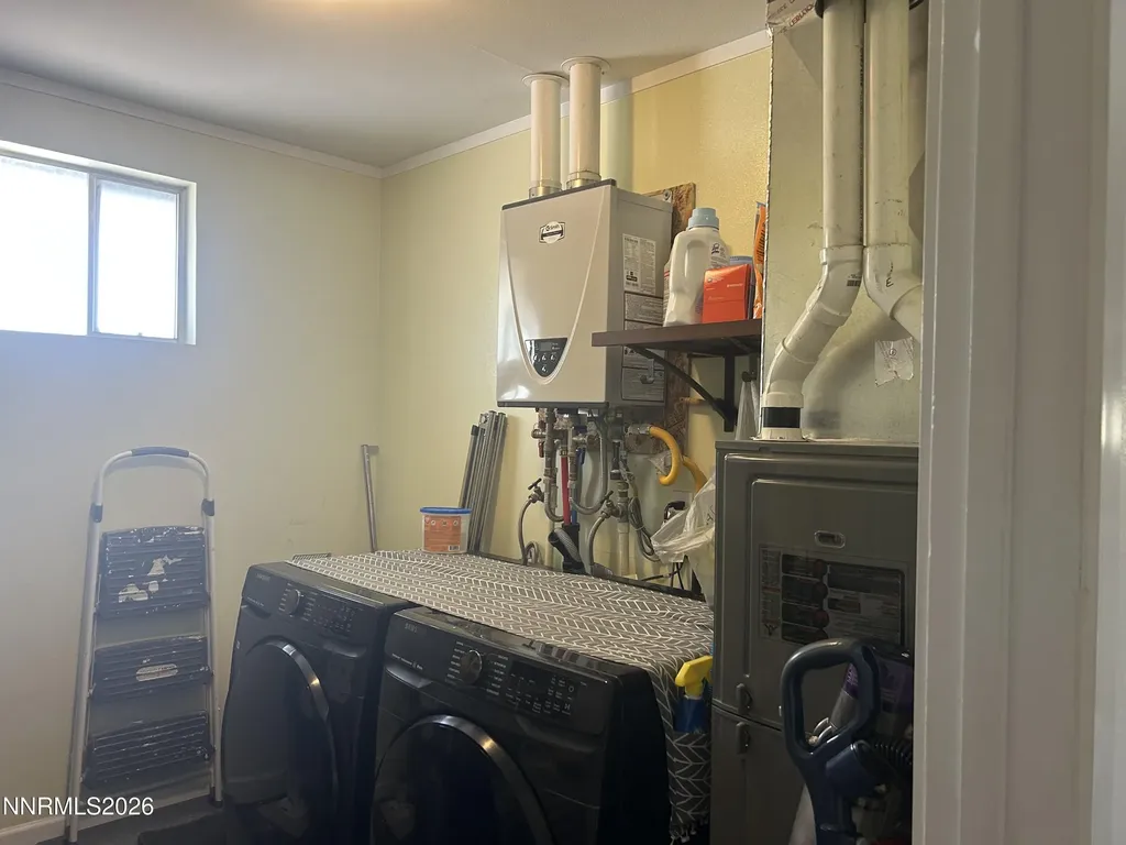 2540 Lone Tree Fallon NV 89406