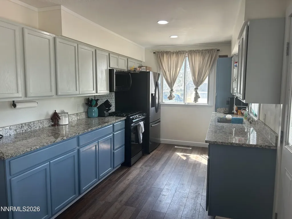 2540 Lone Tree Fallon NV 89406