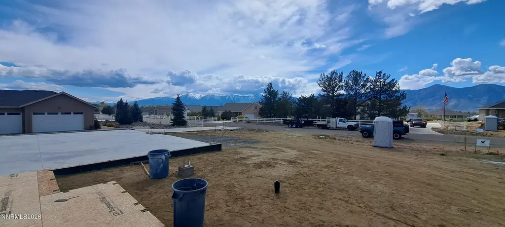 2777 Squires Minden NV 89423