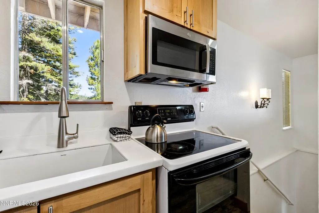 261 Quaking Aspen Stateline NV 89449