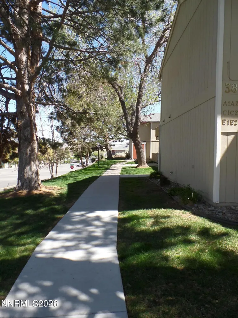 3890 Leonesio Reno NV 89512