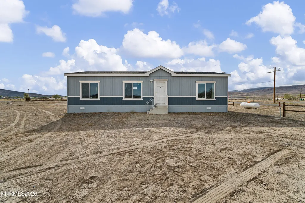 3010 Fort Churchill Silver Springs NV 89429