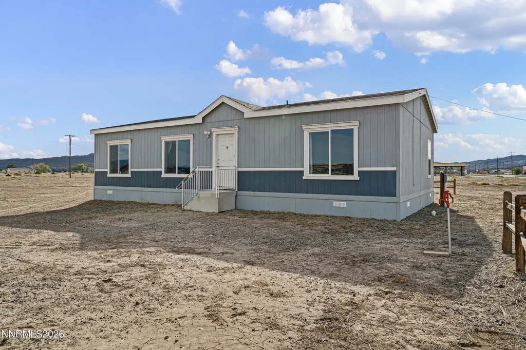 3010 Fort Churchill Silver Springs NV 89429