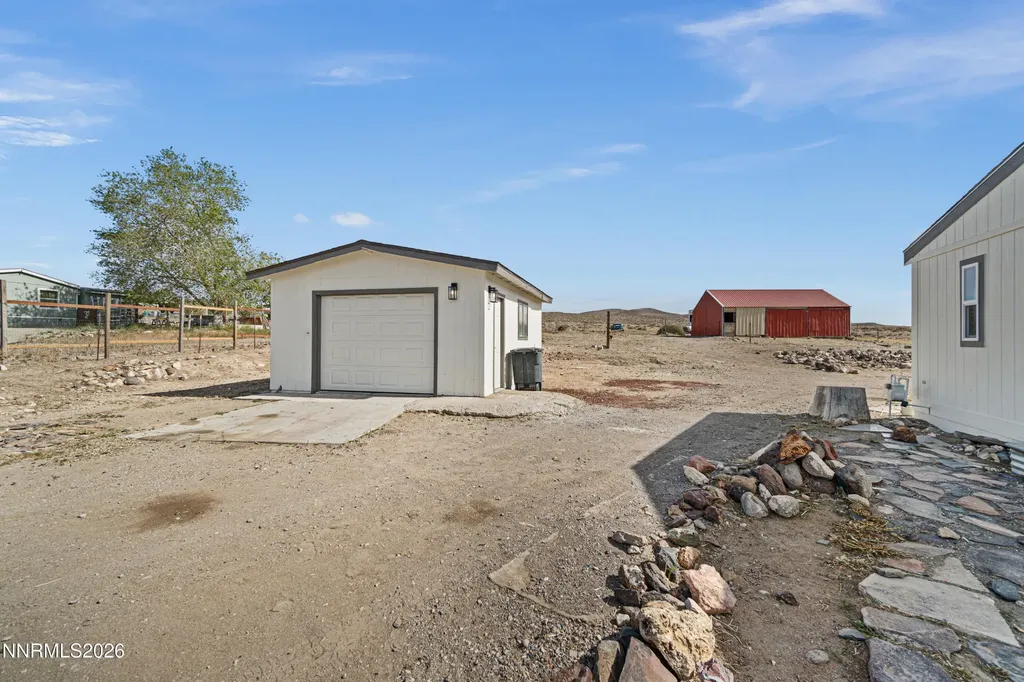 4860 Osage Stagecoach NV 89429