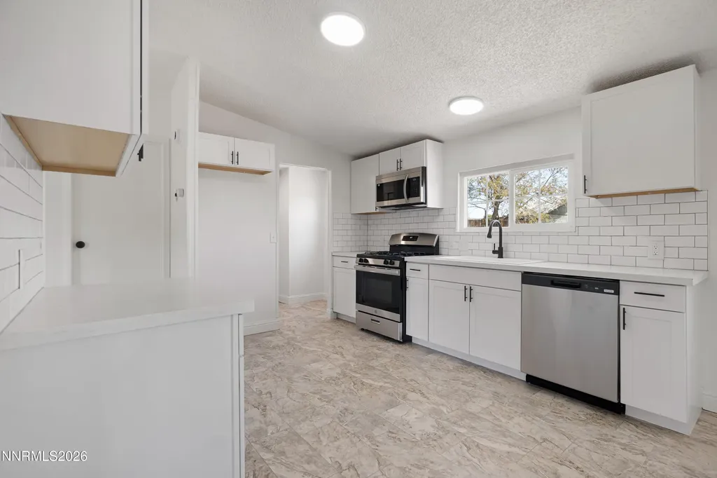 904 Highlands Moundhouse NV 89706