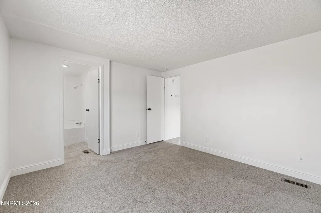904 Highlands Moundhouse NV 89706