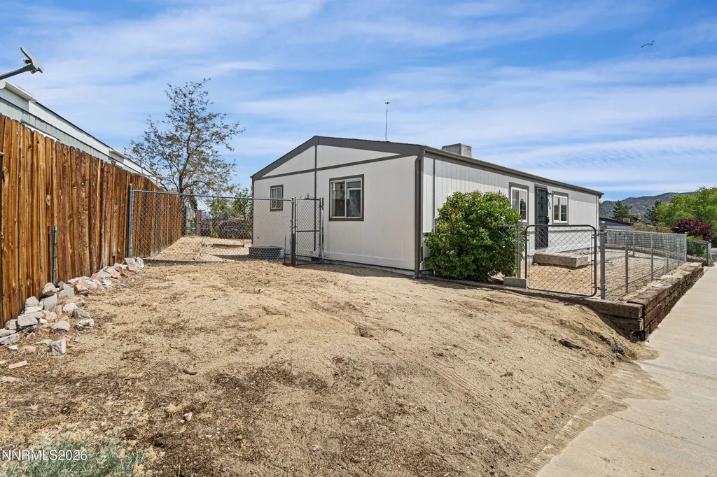 904 Highlands Moundhouse NV 89706