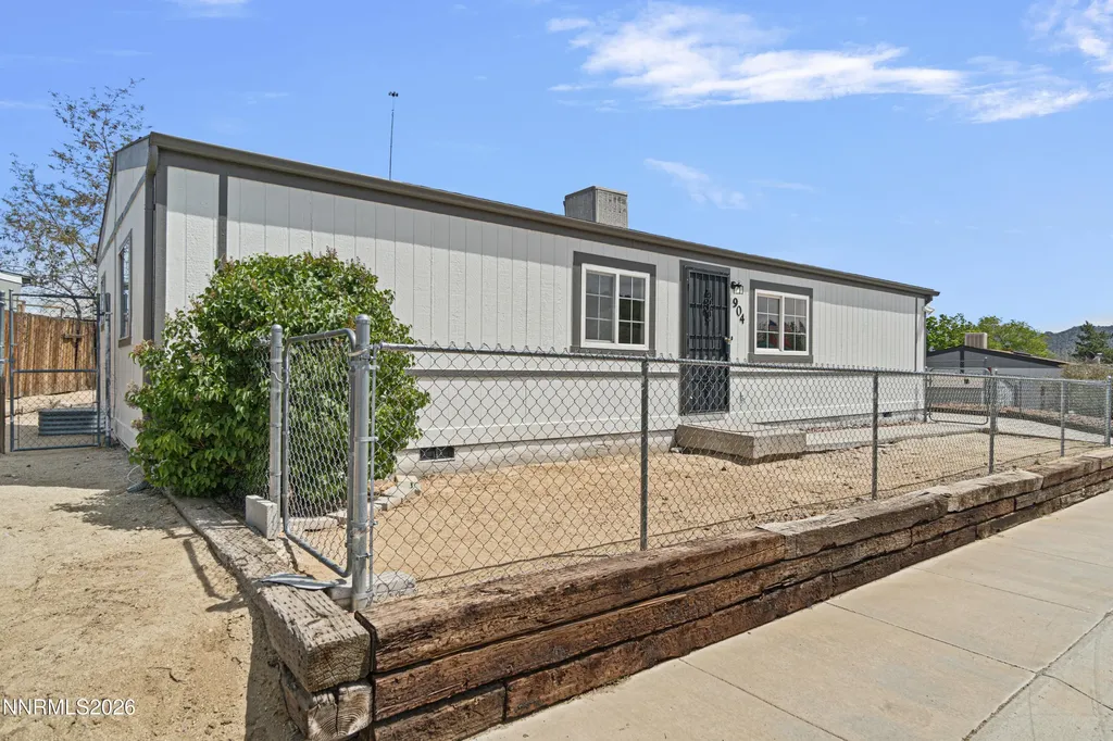 904 Highlands Moundhouse NV 89706