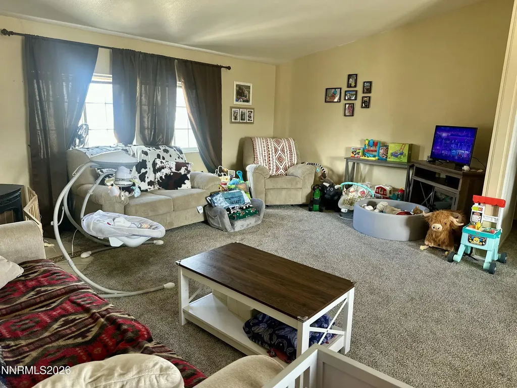 153 Territory Dayton NV 89403