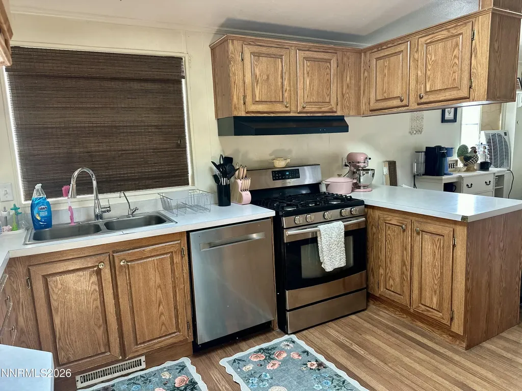 153 Territory Dayton NV 89403