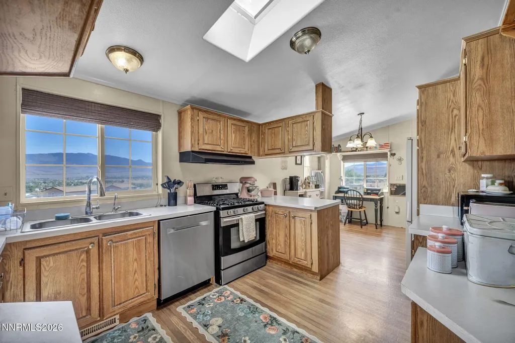 153 Territory Dayton NV 89403