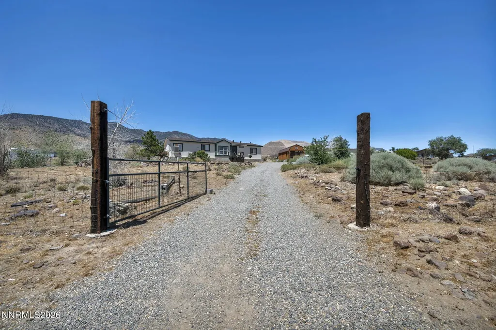 153 Territory Dayton NV 89403