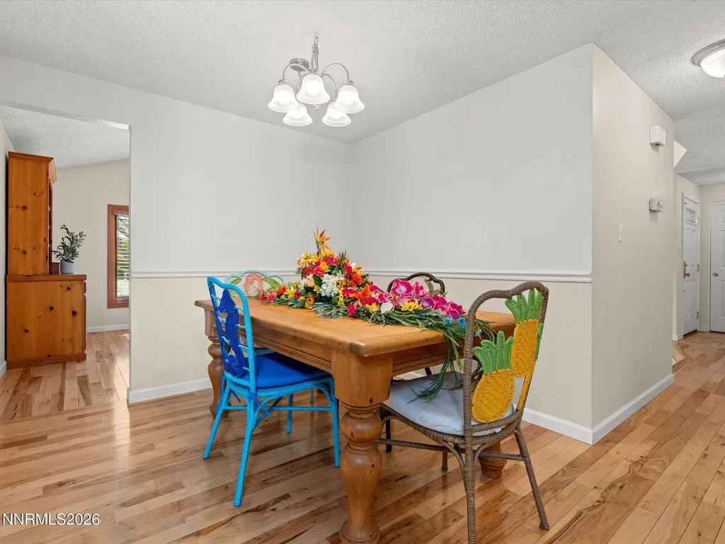 3881 Amador Reno NV 89502