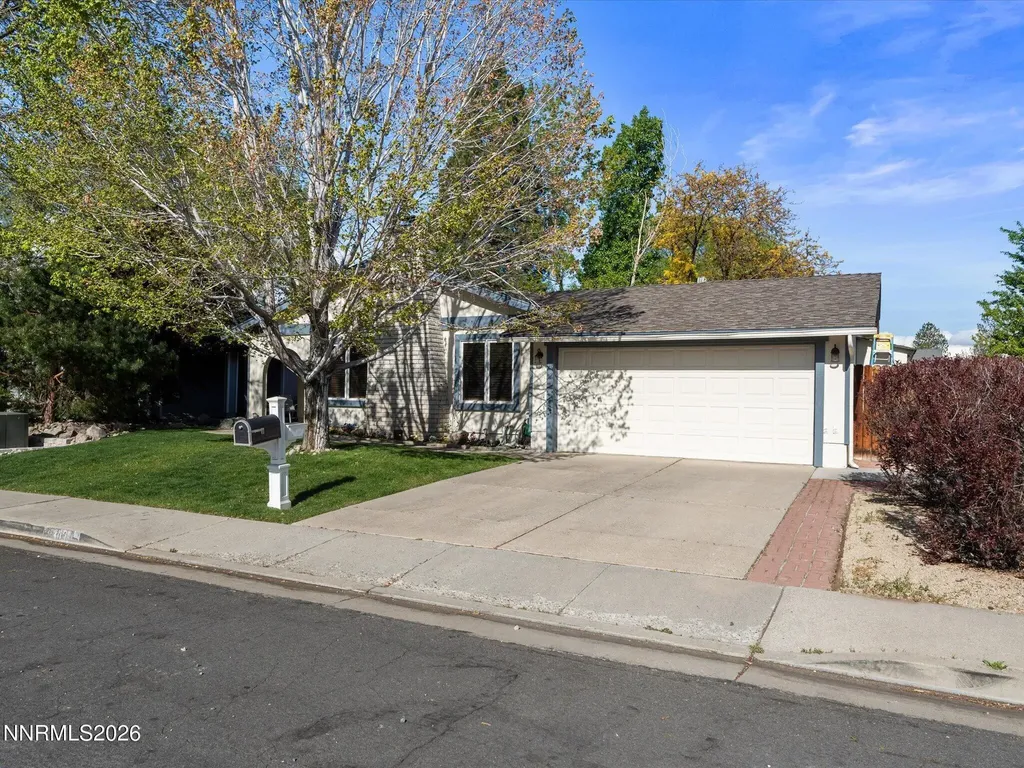 3881 Amador Reno NV 89502