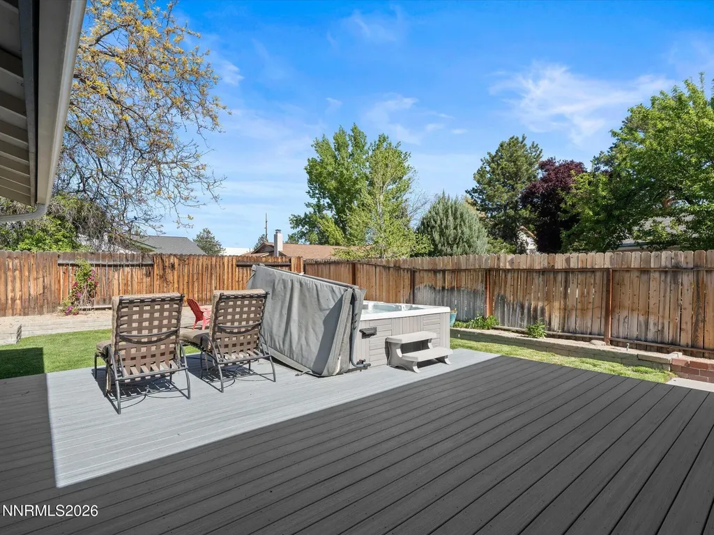 3881 Amador Reno NV 89502