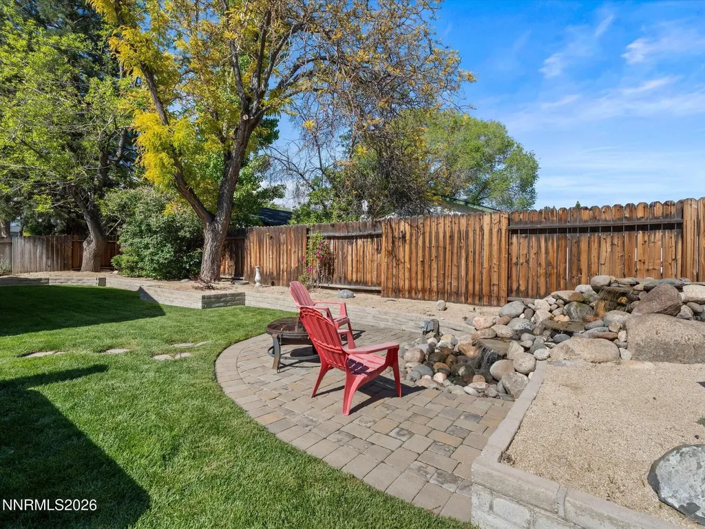 3881 Amador Reno NV 89502