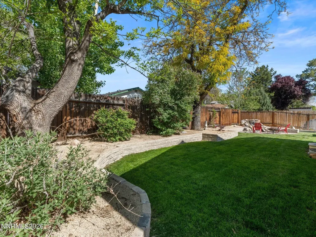 3881 Amador Reno NV 89502