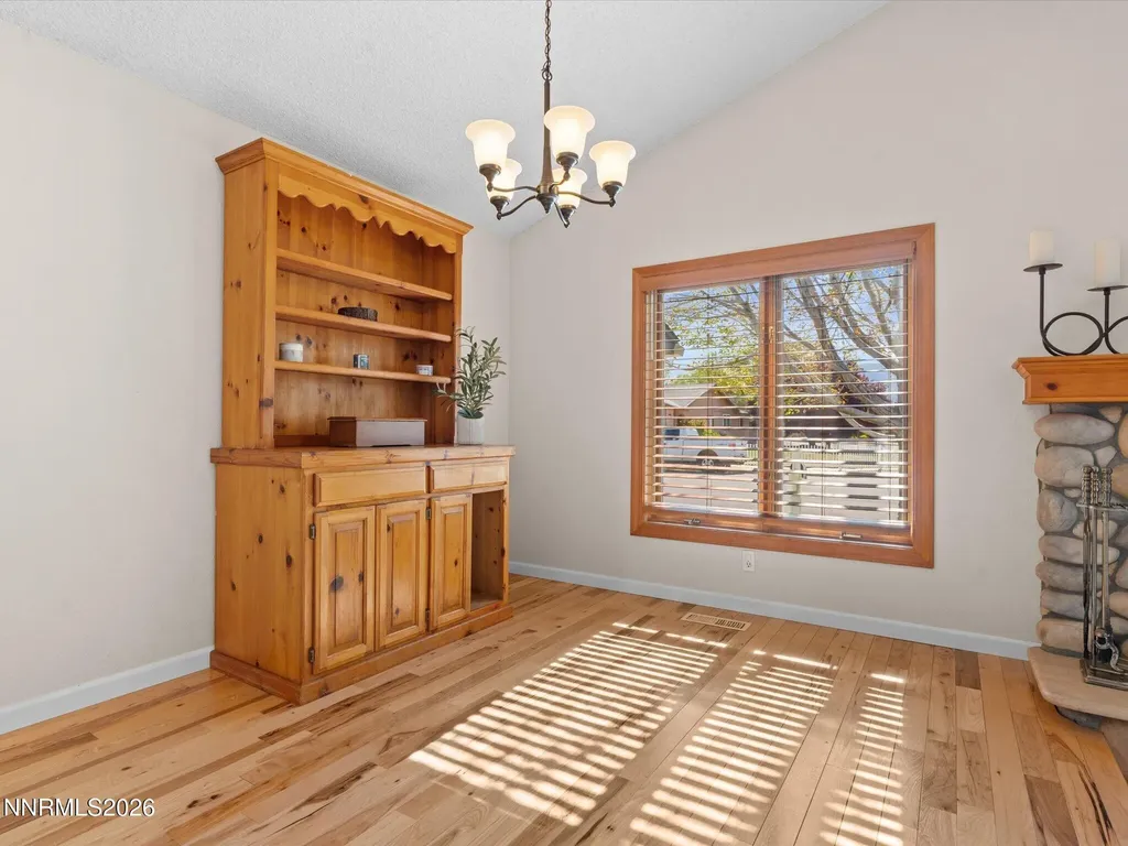 3881 Amador Reno NV 89502