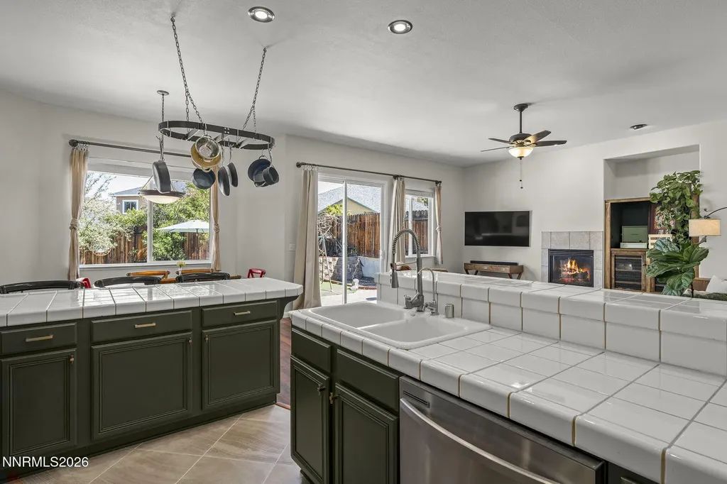 1447 Amston Reno NV 89511