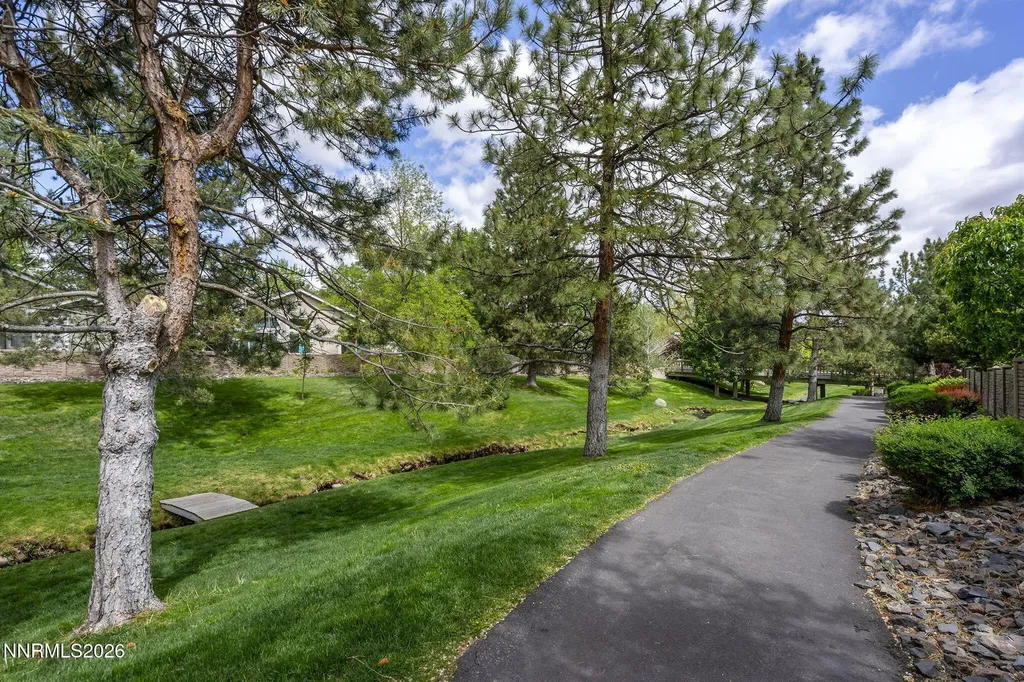 3263 Alum Creek Reno NV 89509