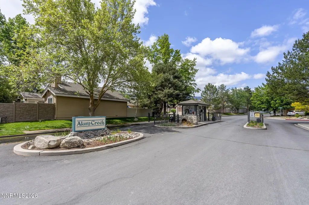 3263 Alum Creek Reno NV 89509