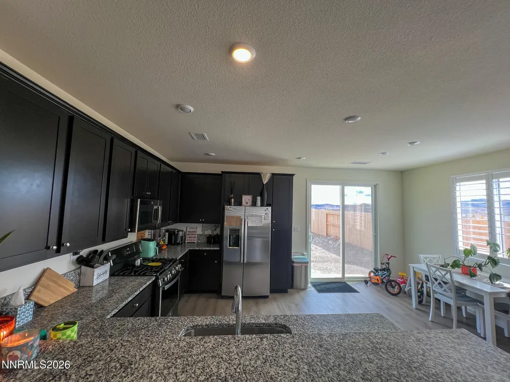 813 Camp Station Dayton NV 89403
