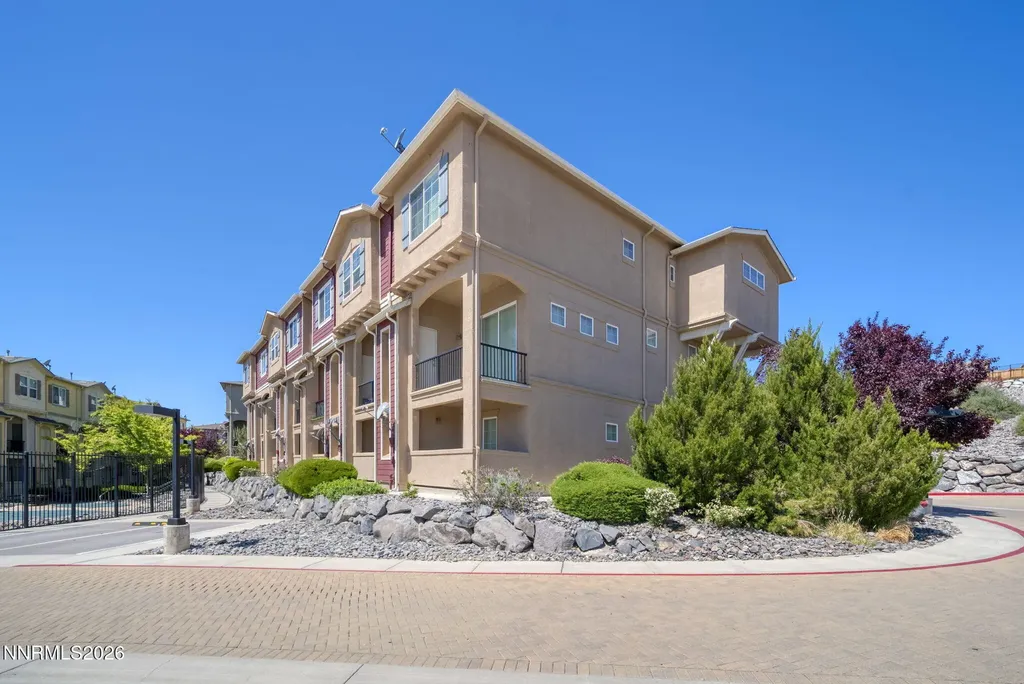 3102 Sterling Ridge Sparks NV 89431