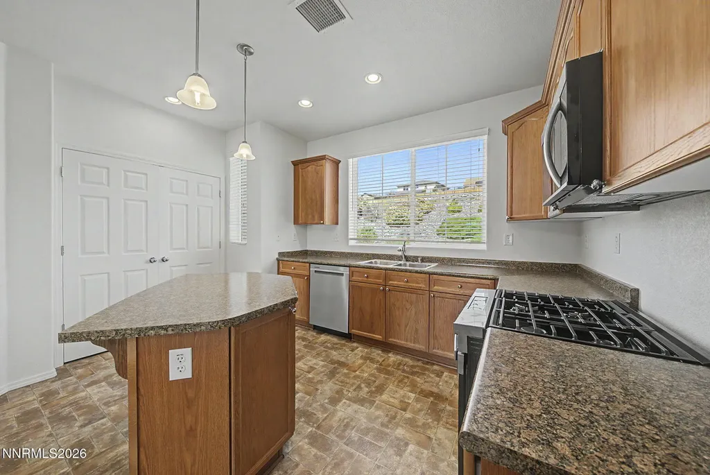 3102 Sterling Ridge Sparks NV 89431