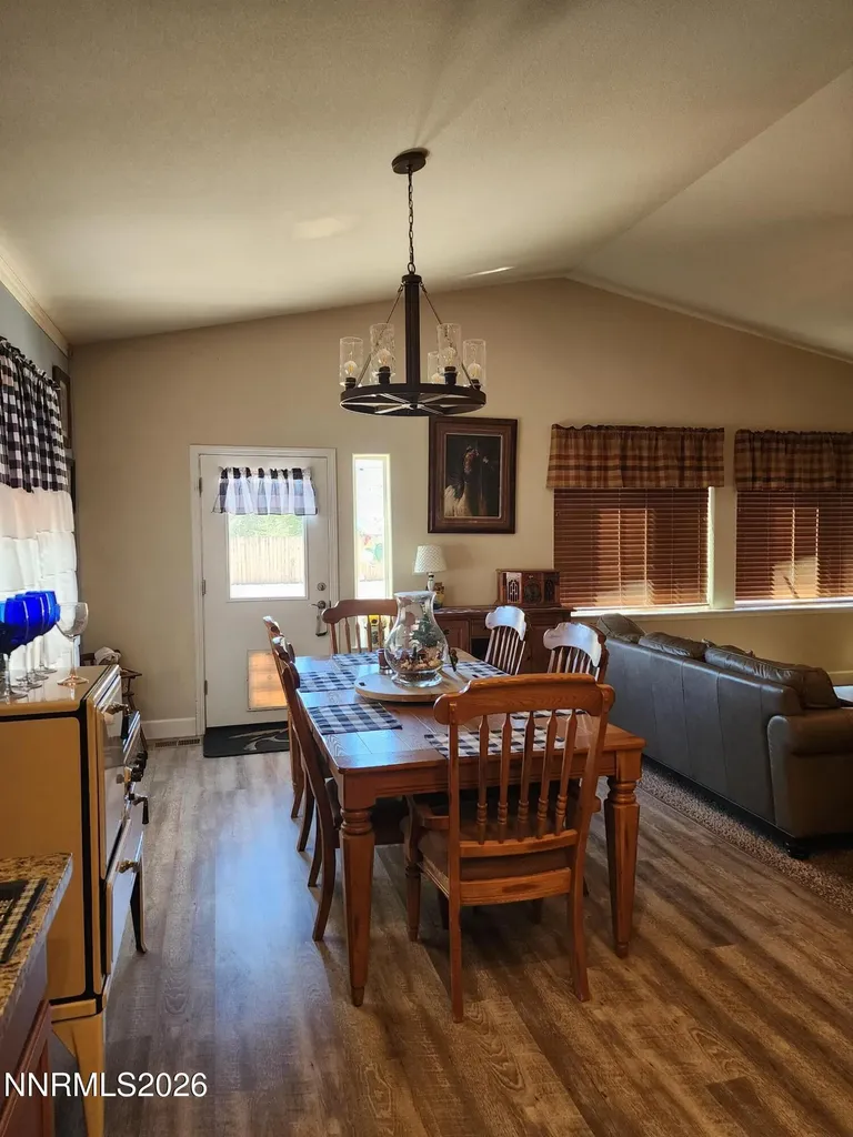 135 Cambridge Dayton NV 89403