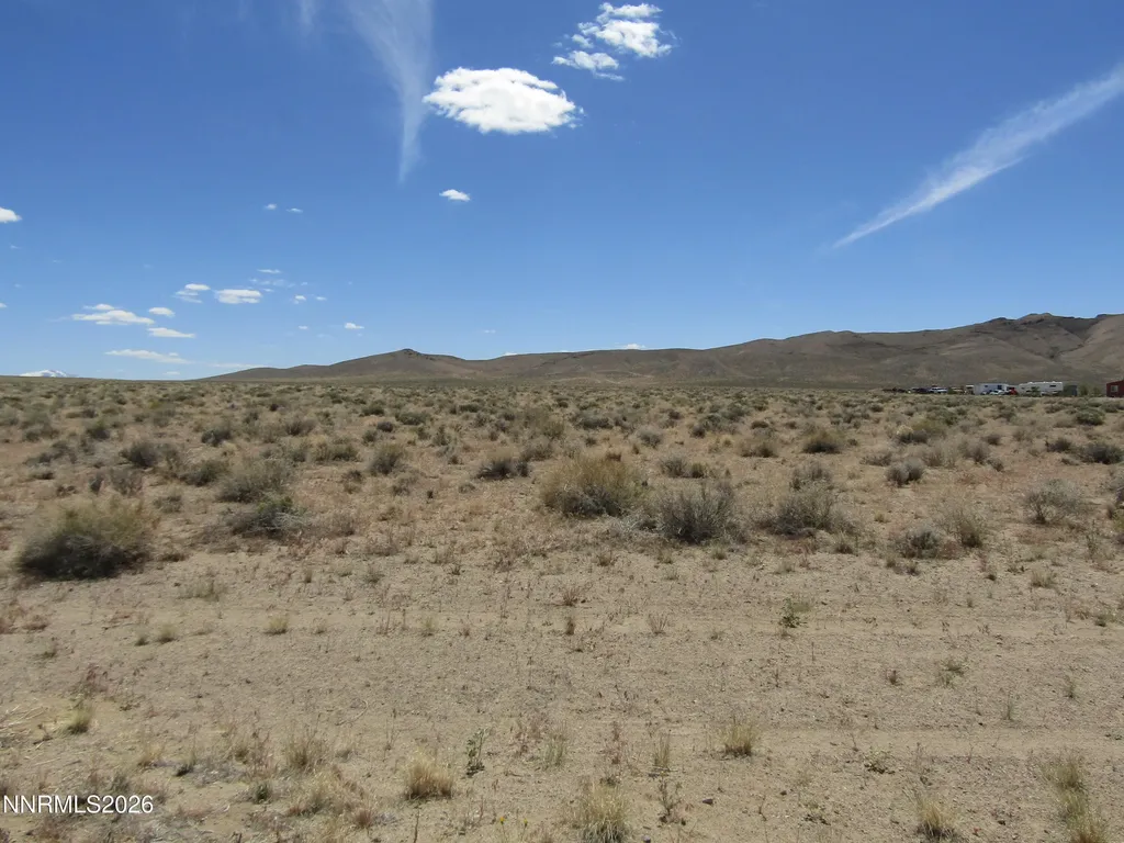 61 Fox Yerington NV 89447