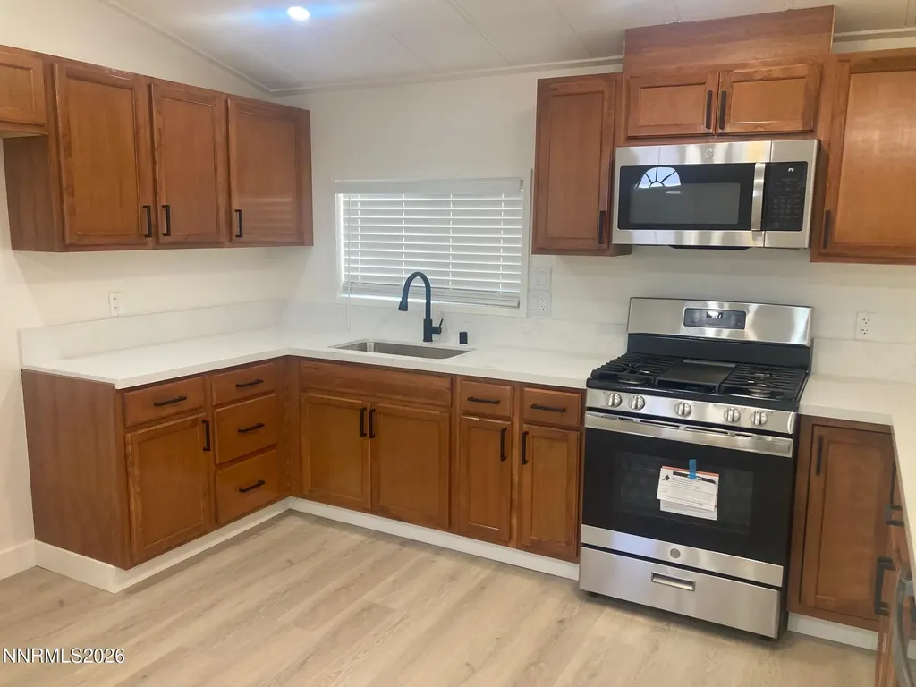 419 Traci Moundhouse NV 89706