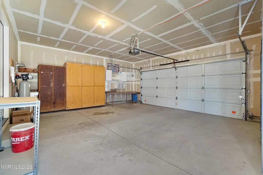 141 Desert Lakes Fernley NV 89408