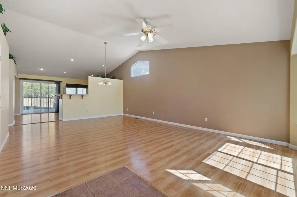 141 Desert Lakes Fernley NV 89408