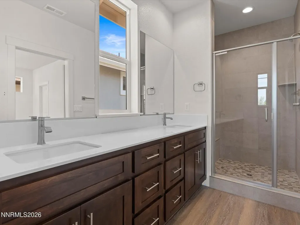 1371 Vine Gate Carson City NV 89701