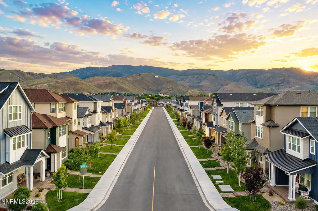1371 Vine Gate Carson City NV 89701