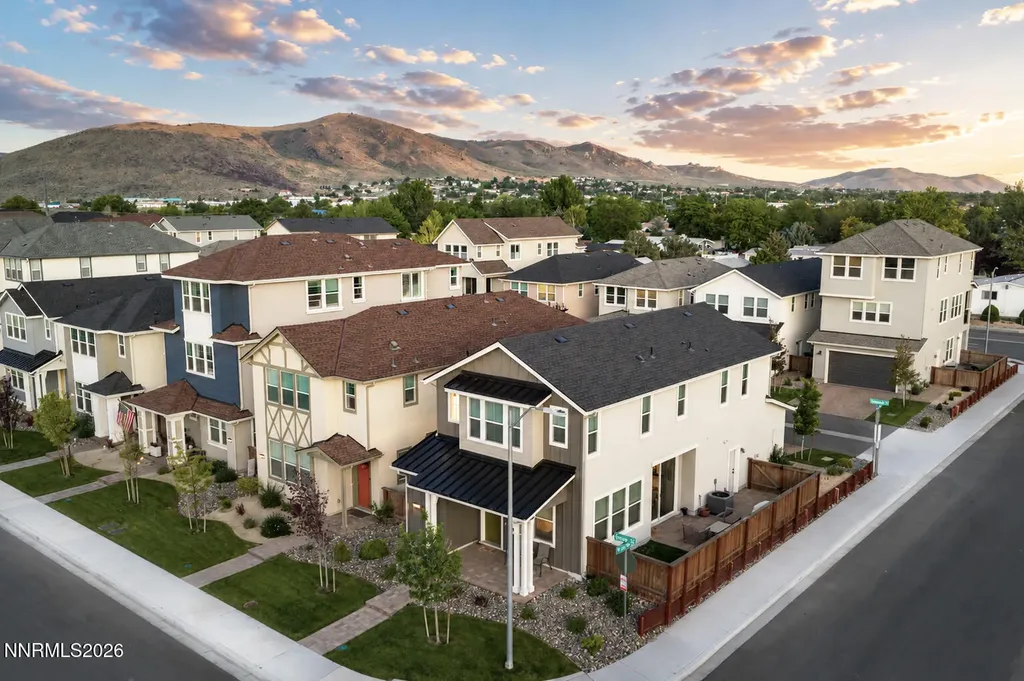 1371 Vine Gate Carson City NV 89701