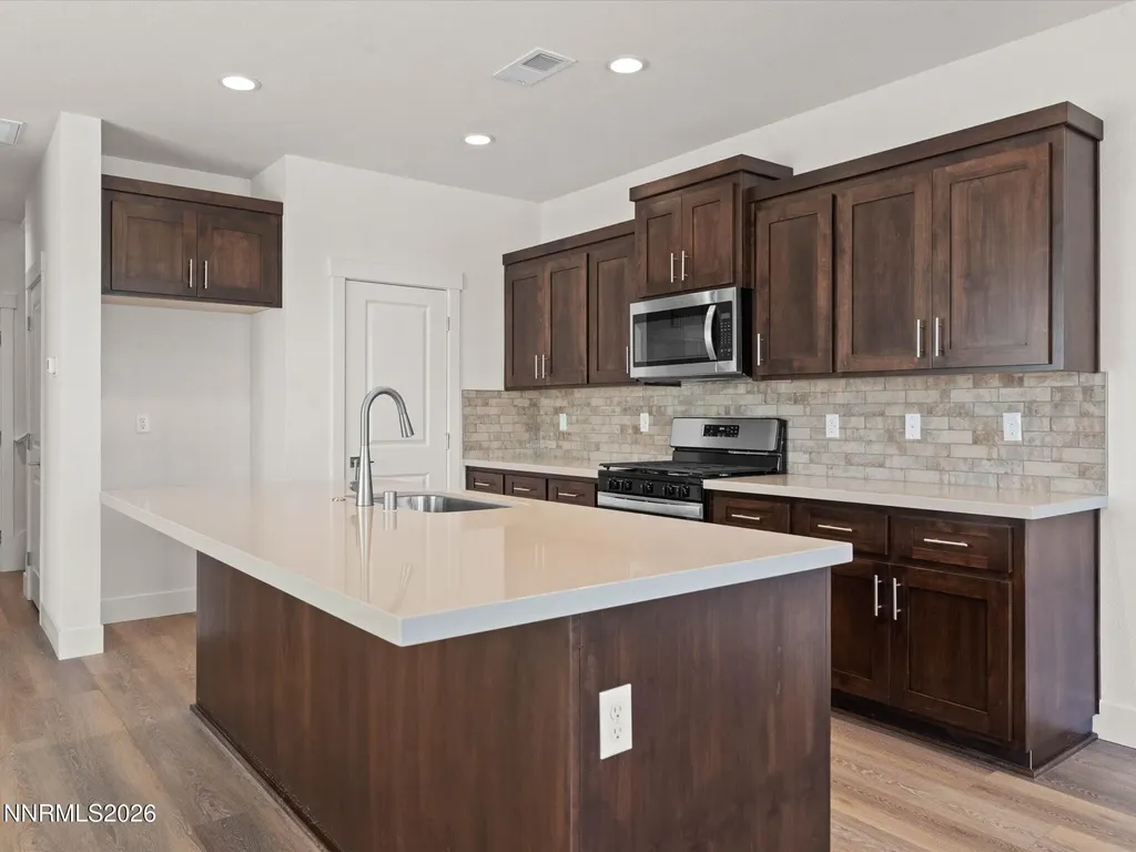 1371 Vine Gate Carson City NV 89701