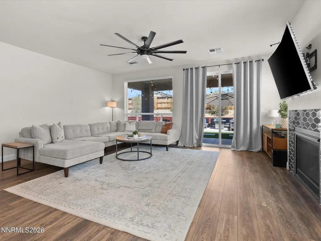 2102 Jordan Meadows Spanish Springs NV 89441