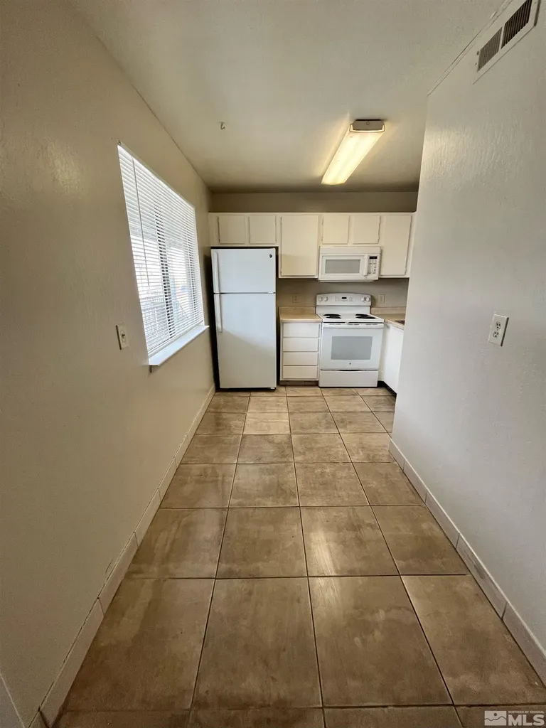1494 Lewis Reno NV 89502