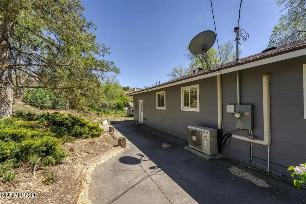 700 Twin Lakes Reno NV 89523
