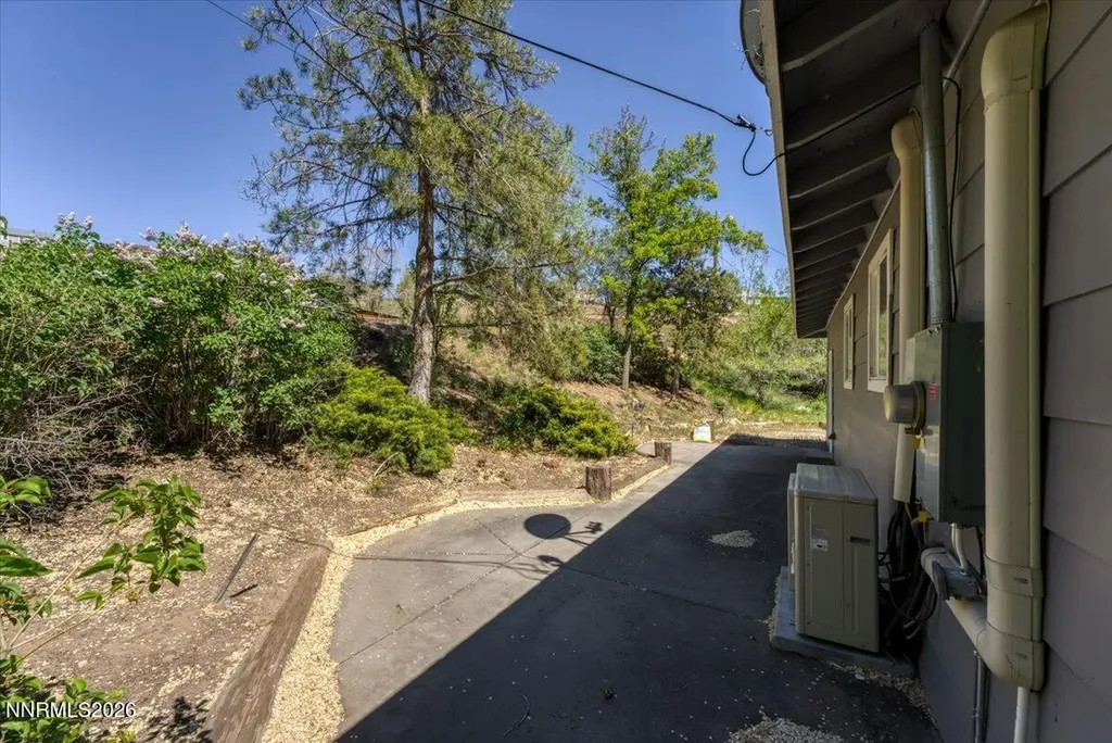 700 Twin Lakes Reno NV 89523