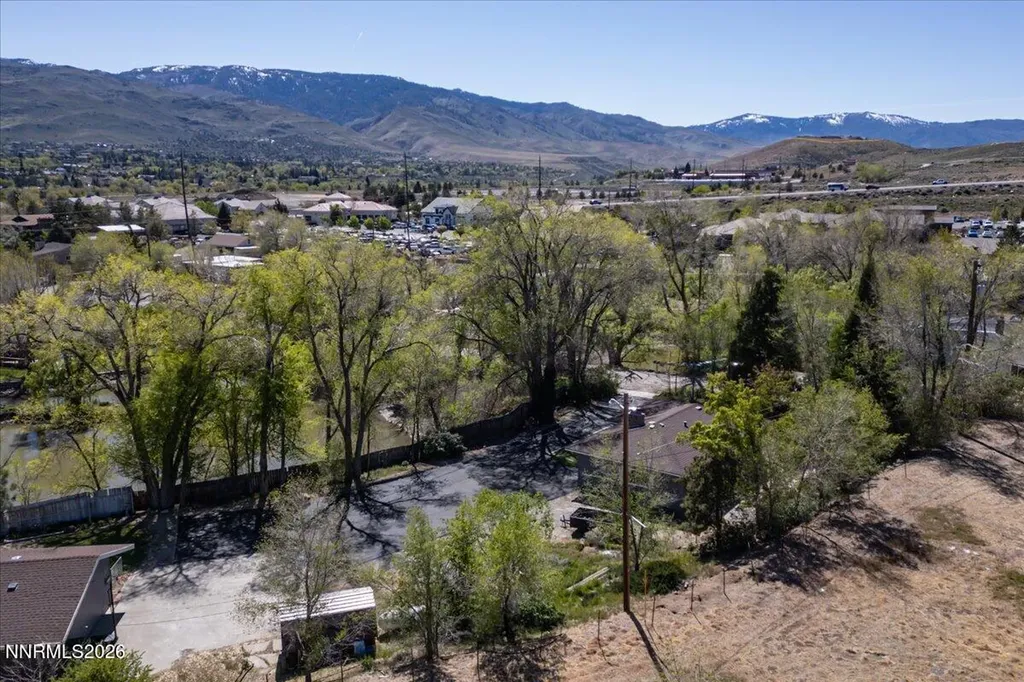 700 Twin Lakes Reno NV 89523